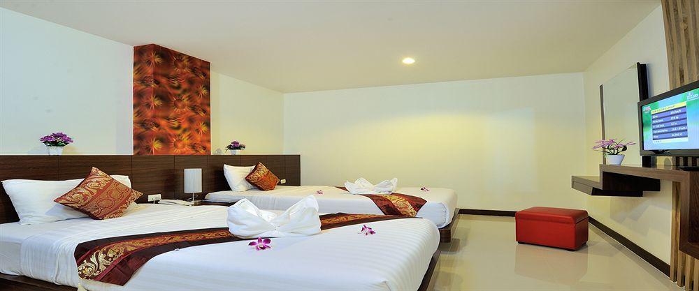 Pimrada Hotel Patong Buitenkant foto